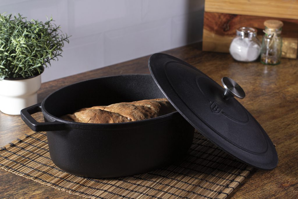 Dutch Oven Turkey - Berlinger Haus US